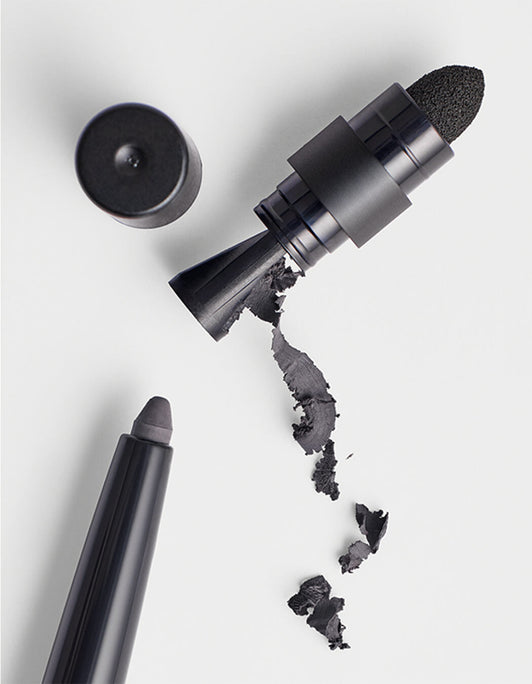 Defining Liner Dark Brown
